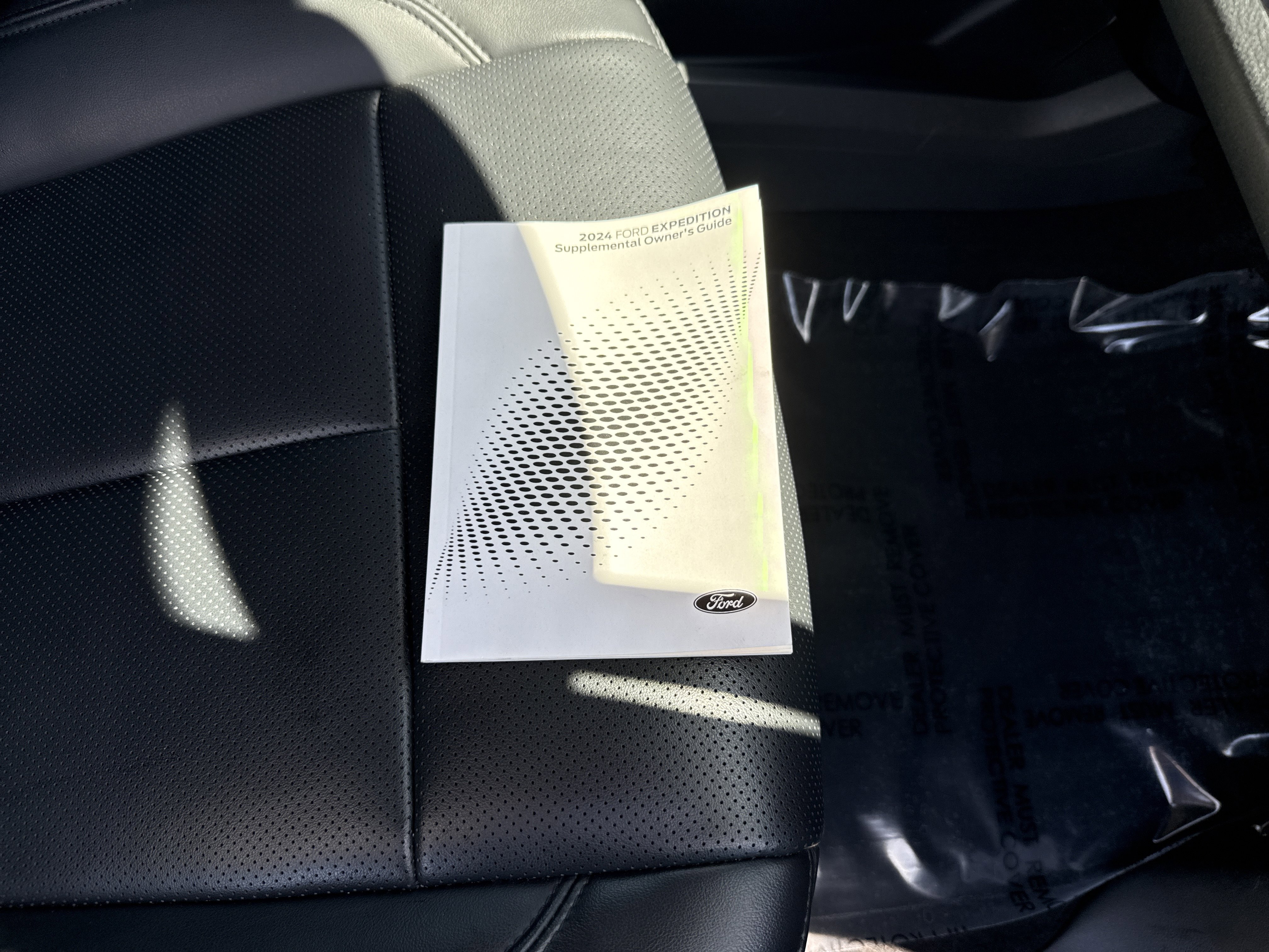 Used 2024 Ford Expedition Max XLT AWD/4WD image 36