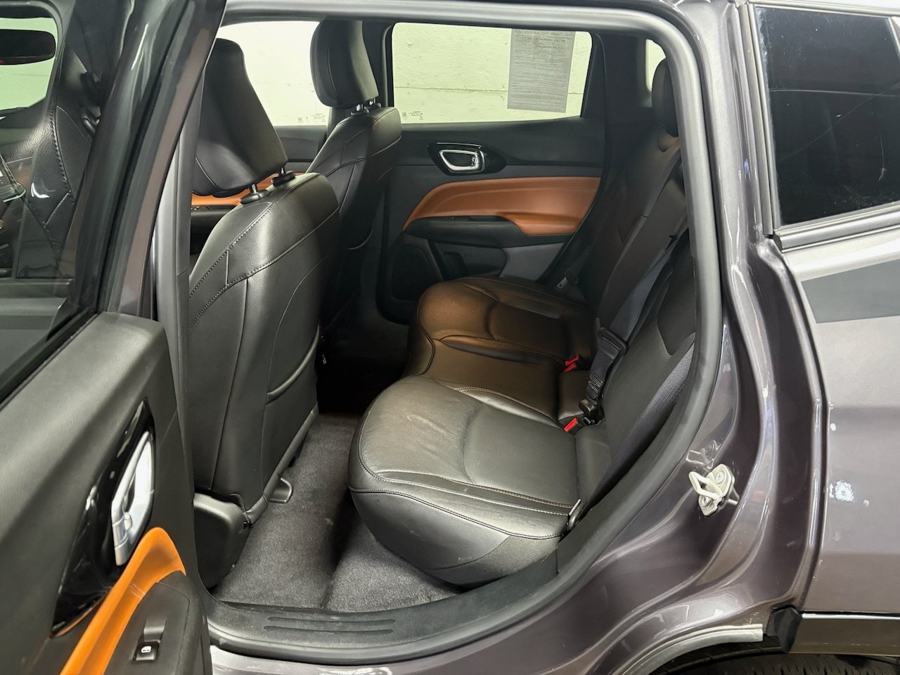 Used 2024 Jeep Compass Limited w/ Elite Group AWD/4WD image 11