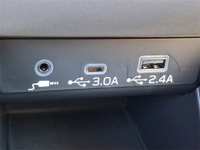 Used 2025 Subaru Outback Premium image 24