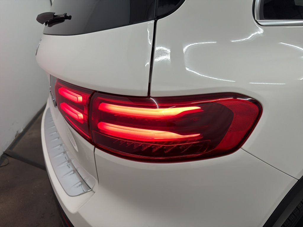 Used 2026 Mercedes-Benz GLB 250 image 11