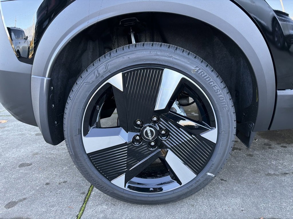 New 2026 Nissan Kicks SR w/ Cold Weather Package image 15