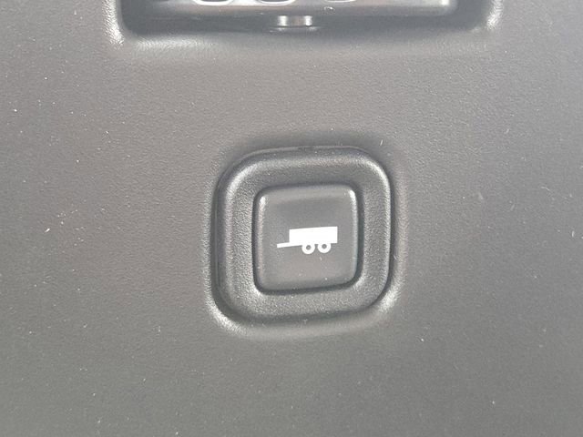 New 2026 Chevrolet Express 3500 Extended w/ Driver Convenience Package RWD image 4