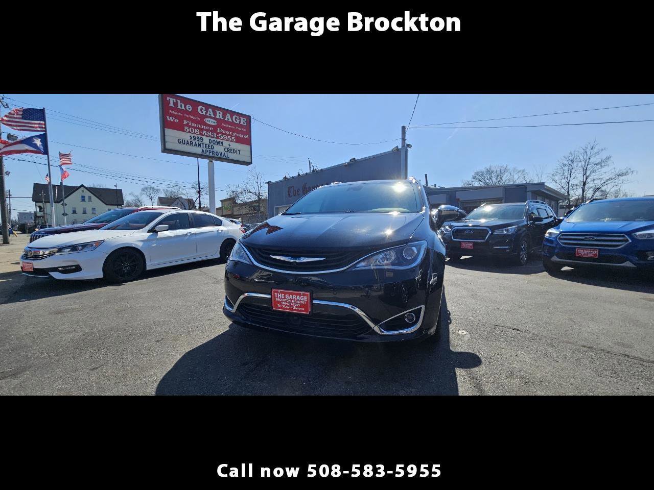 Used 2018 Chrysler Pacifica Limited w/ Advanced Safetytec Group image 1