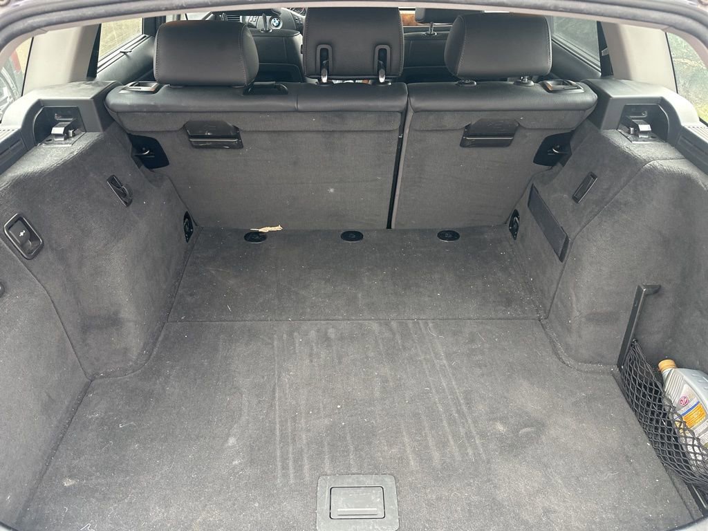 Used 2010 BMW 328i xDrive Wagon image 14