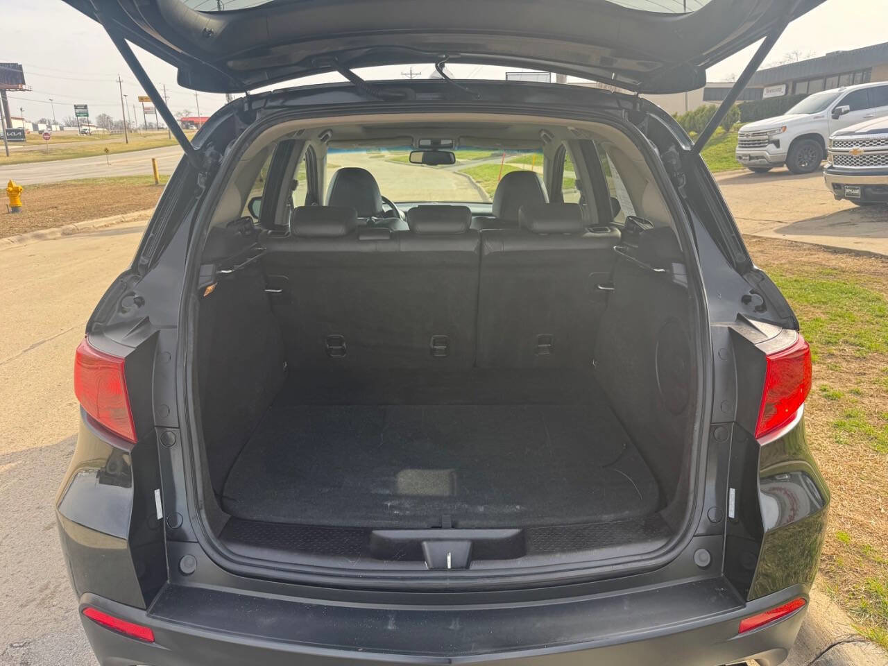 Used 2010 Acura RDX SH-AWD w/ Technology Package image 11