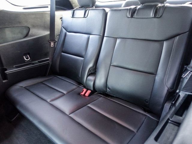 Used 2023 Ford Explorer XLT w/ Equipment Group 202A image 29