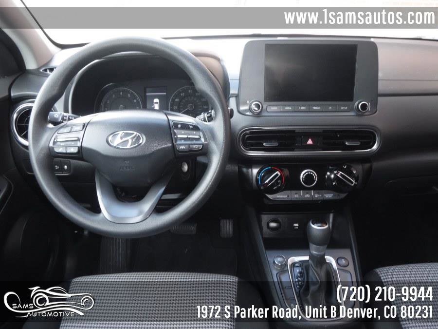 Used 2023 Hyundai Kona SE image 5