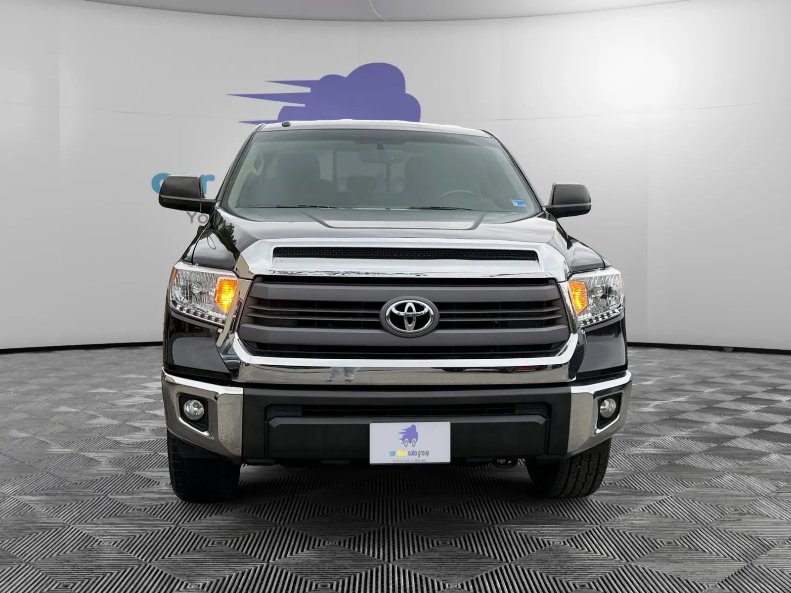 Used 2015 Toyota Tundra SR5 w/ TRD Off Road Package AWD/4WD image 8