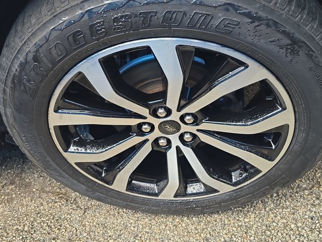 Used 2023 Ford Explorer ST-Line AWD/4WD image 9