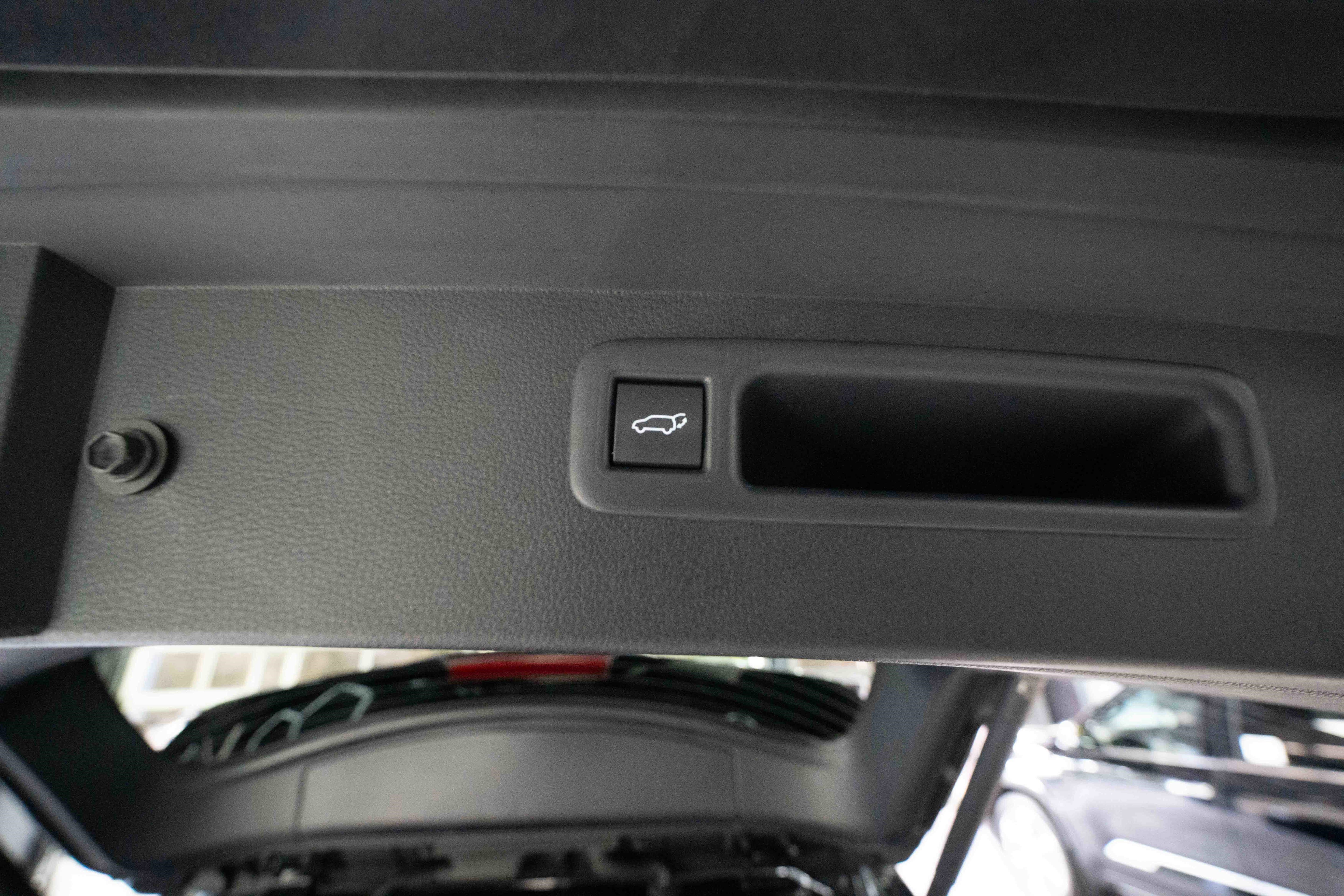 Used 2025 Toyota Highlander XLE image 29