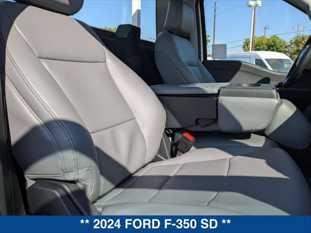 New 2024 Ford F350 XL w/ XL Chrome Package image 18