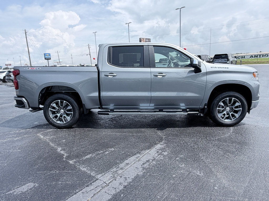 New 2026 Chevrolet Silverado 1500 LT w/ Leather Package AWD/4WD image 4