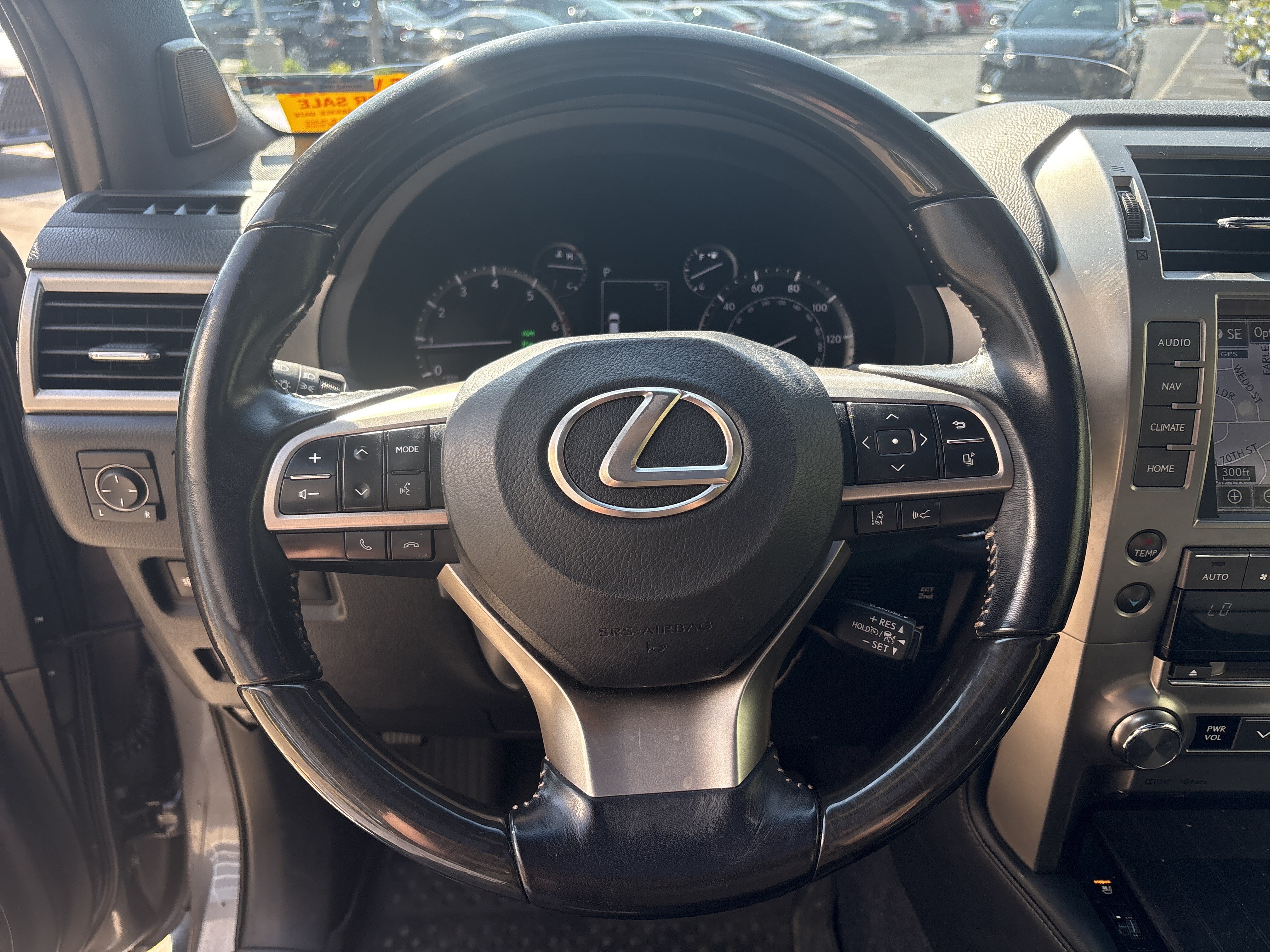 Used 2020 Lexus GX 460 Premium w/ Premium Package AWD/4WD image 18