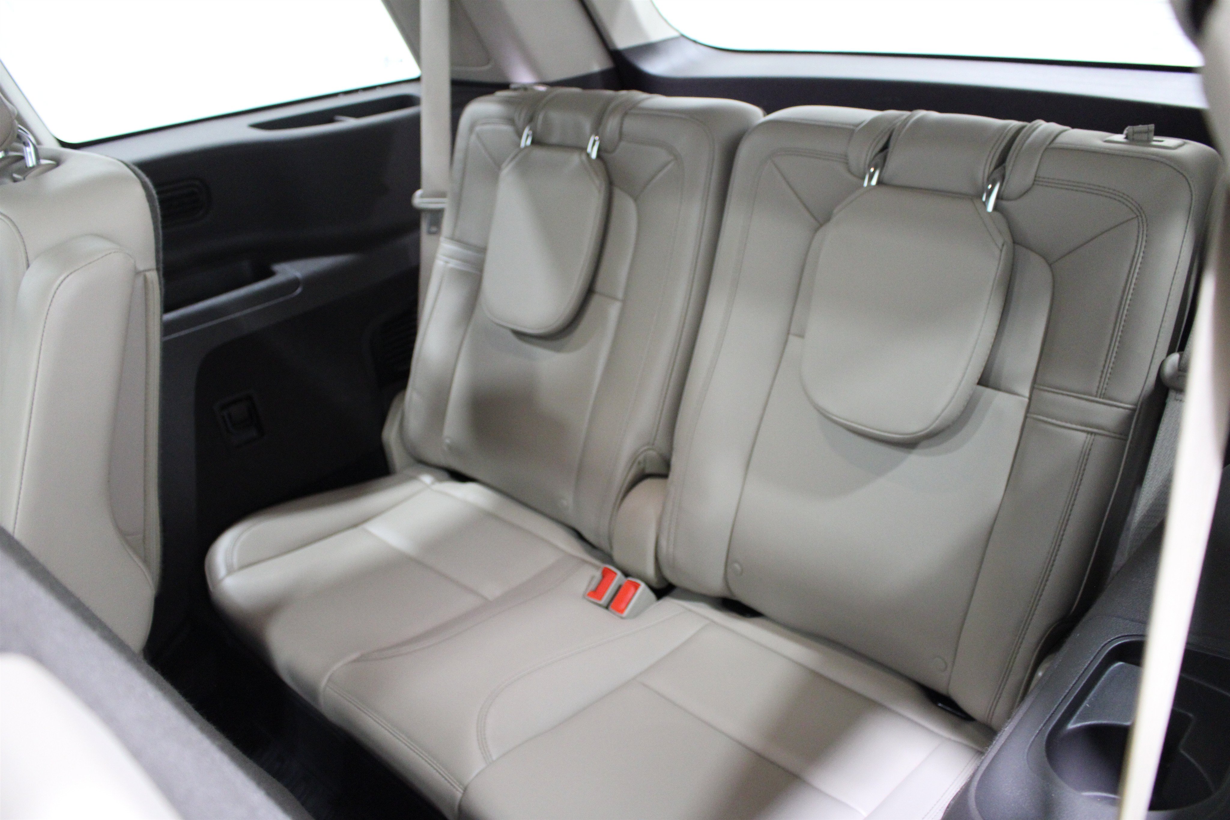 Used 2023 Lincoln Aviator Reserve w/ Equipment Group 201A AWD/4WD image 23