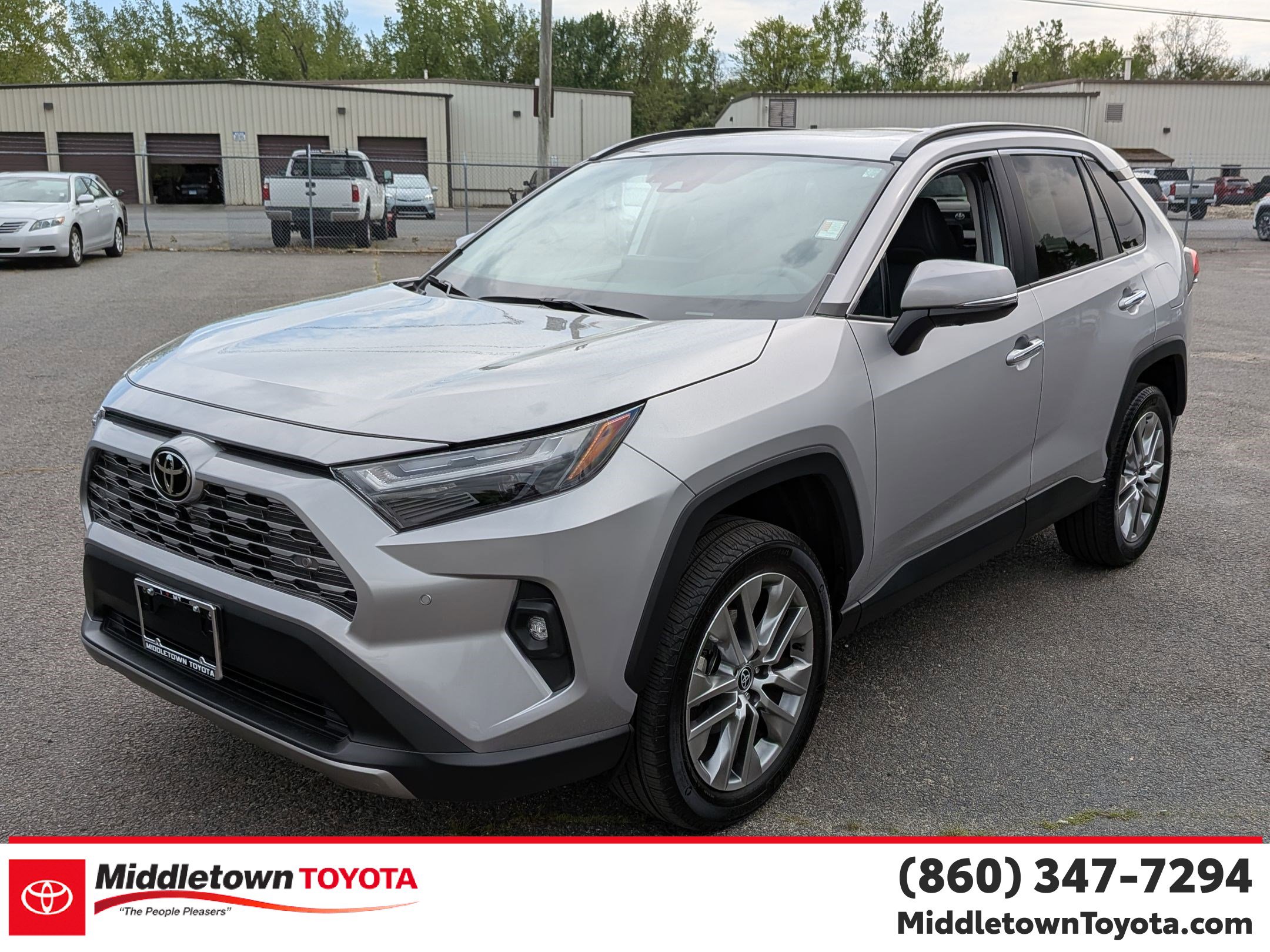 Used 2023 Toyota RAV4 Limited AWD/4WD image 7