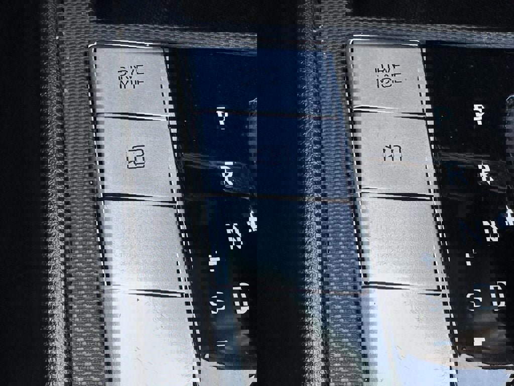 Used 2022 Hyundai Elantra SEL FWD image 21