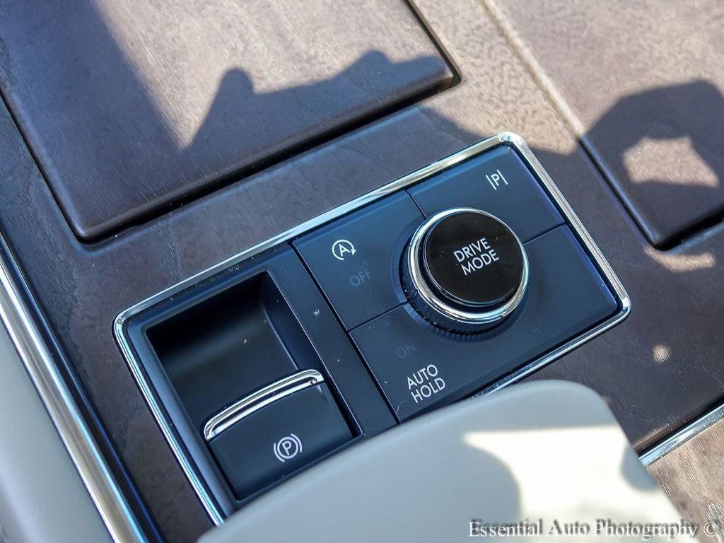 Used 2023 Lincoln Navigator L Reserve AWD/4WD image 22