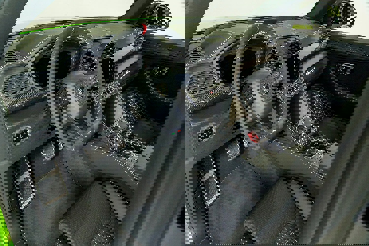 Used 2024 Lamborghini Urus Performante image 18