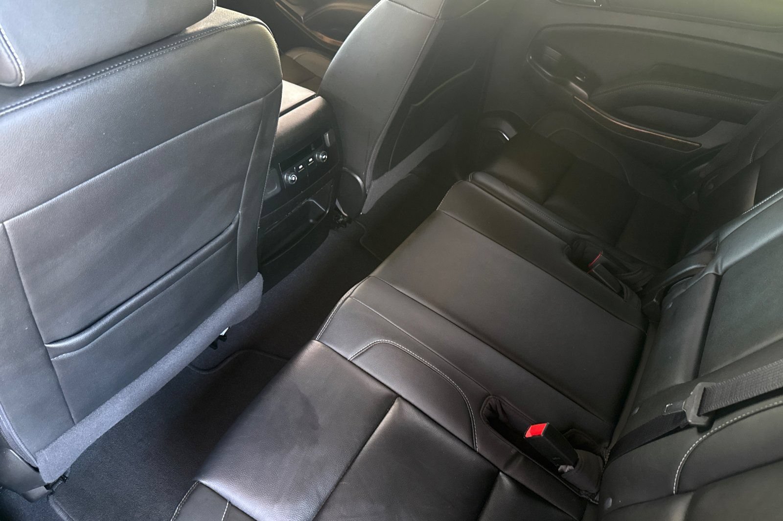 Used 2020 Chevrolet Tahoe LT AWD/4WD image 16