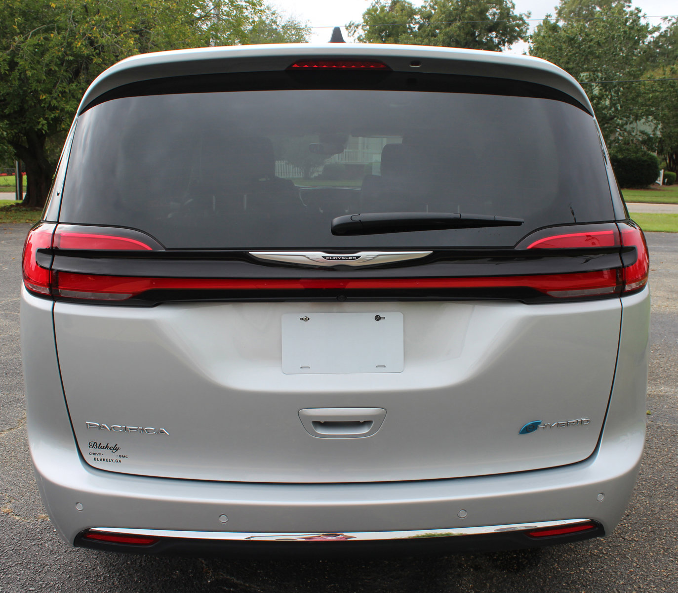 Used 2024 Chrysler Pacifica Select image 5