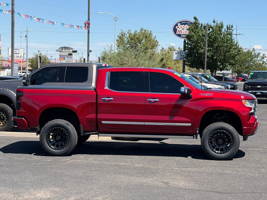 Used 2026 Chevrolet Silverado 1500 High Country RWD image 3