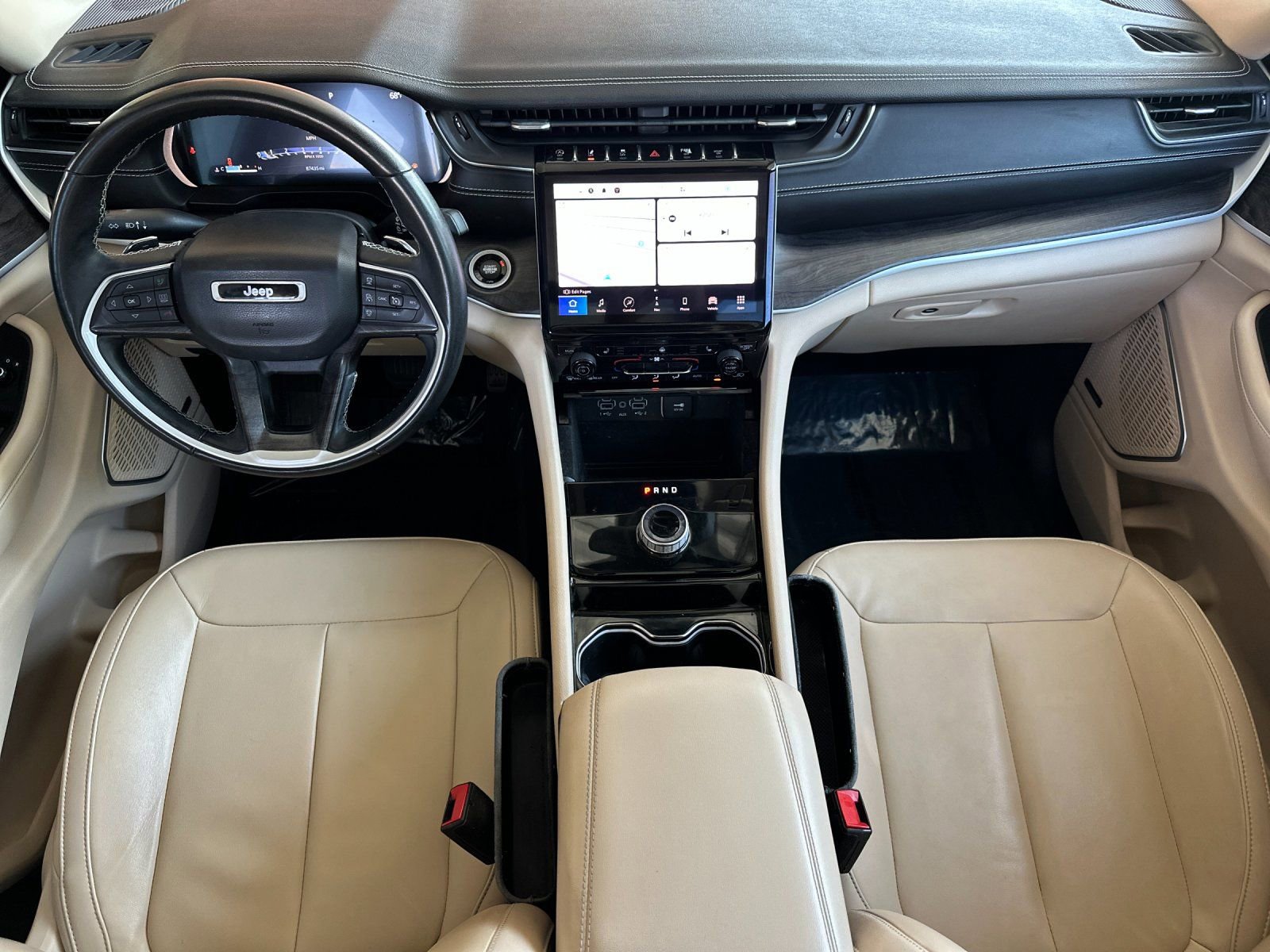 Used 2022 Jeep Grand Cherokee Limited image 17