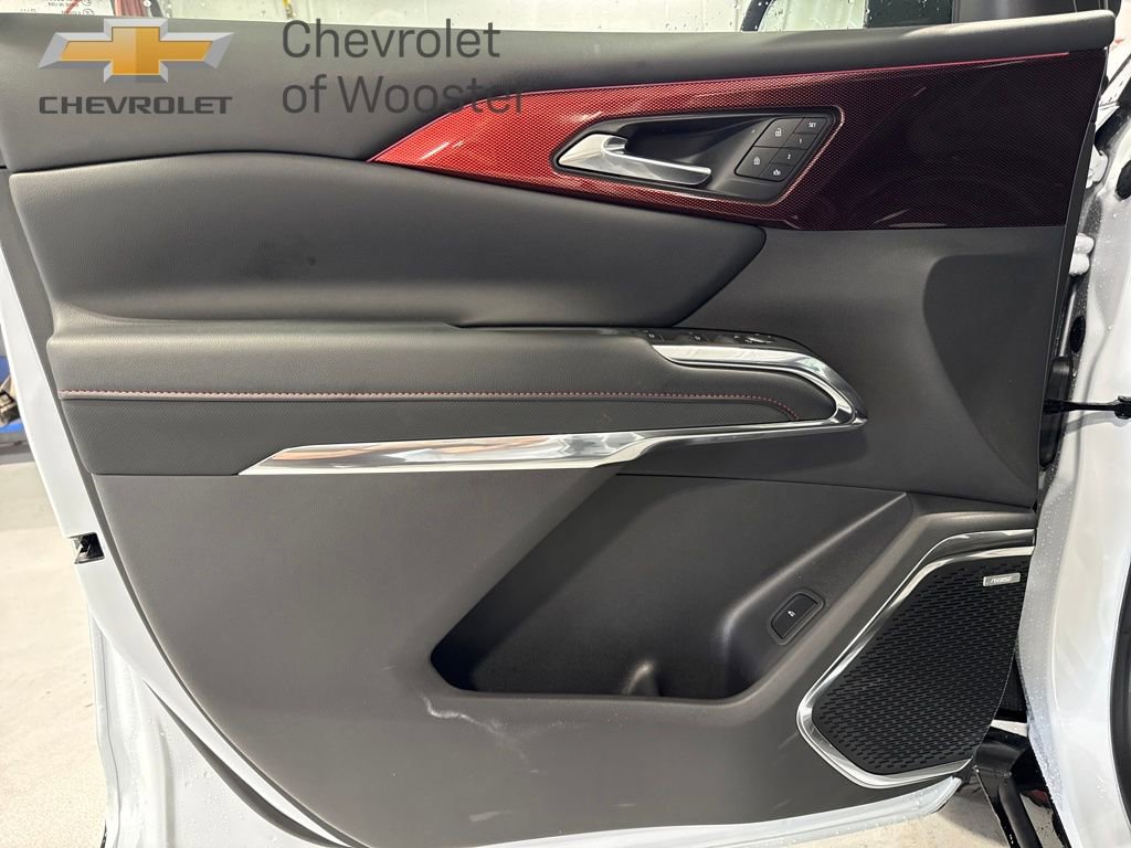 New 2026 Chevrolet Traverse RS w/ LPO, Floor Liner Package image 9