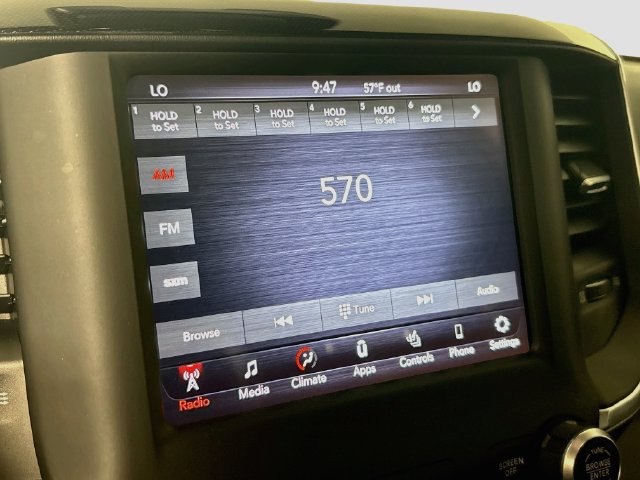 Used 2021 RAM 1500 Laramie w/ Sport Appearance Package AWD/4WD image 14