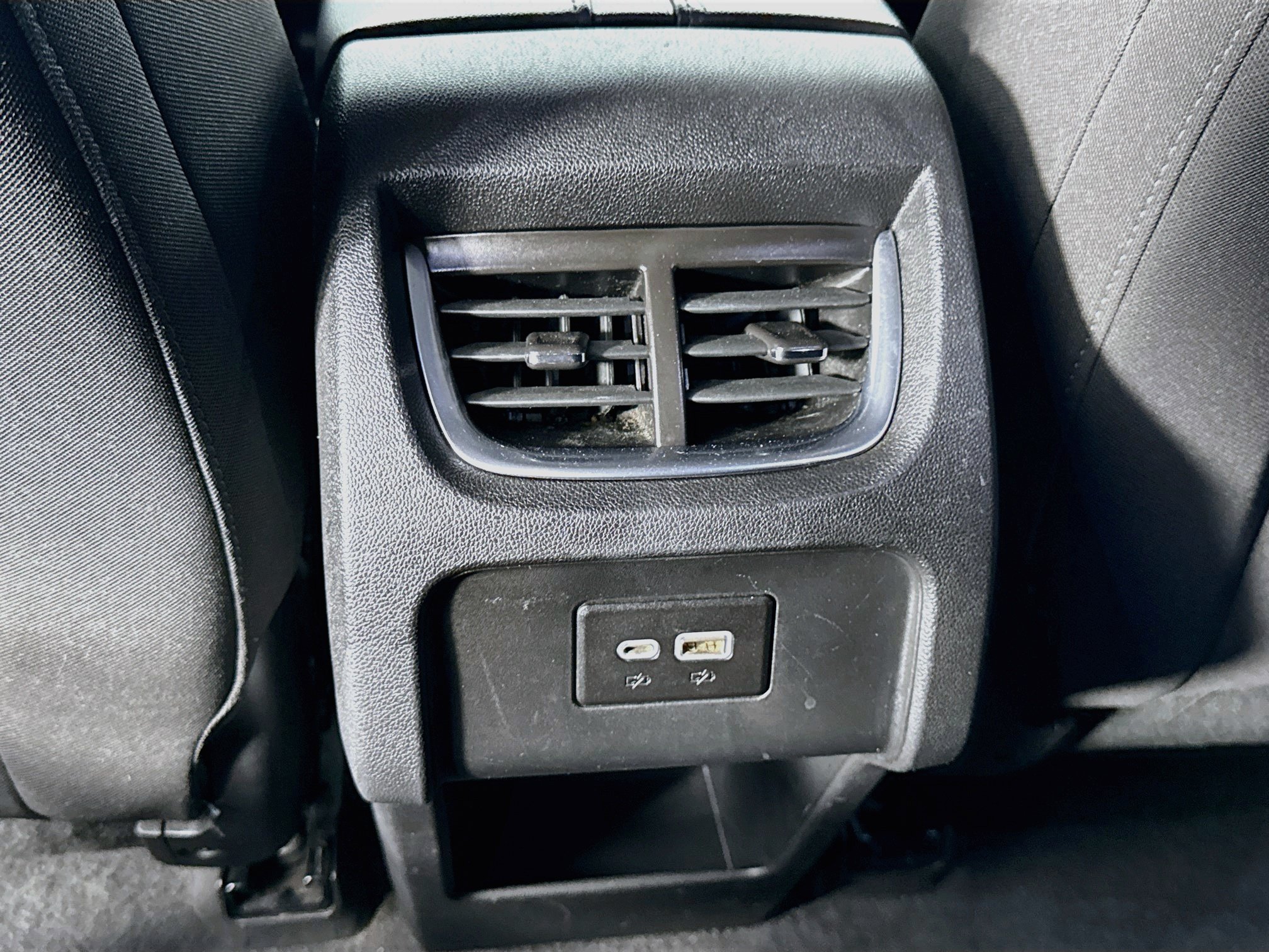 Used 2020 Chevrolet Blazer LT FWD image 27