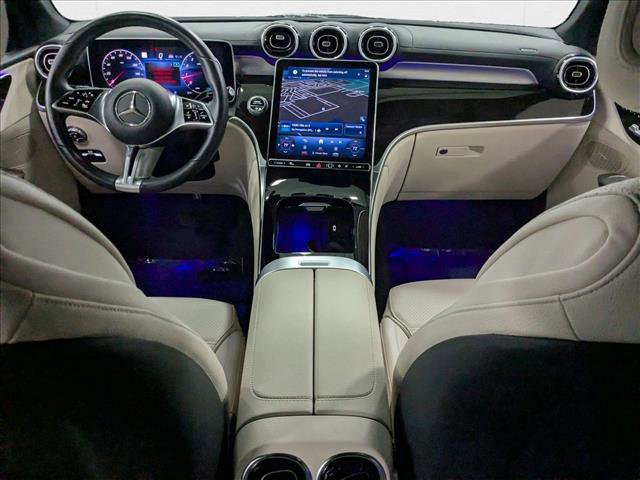 Used 2024 Mercedes-Benz GLC 300 4MATIC image 19