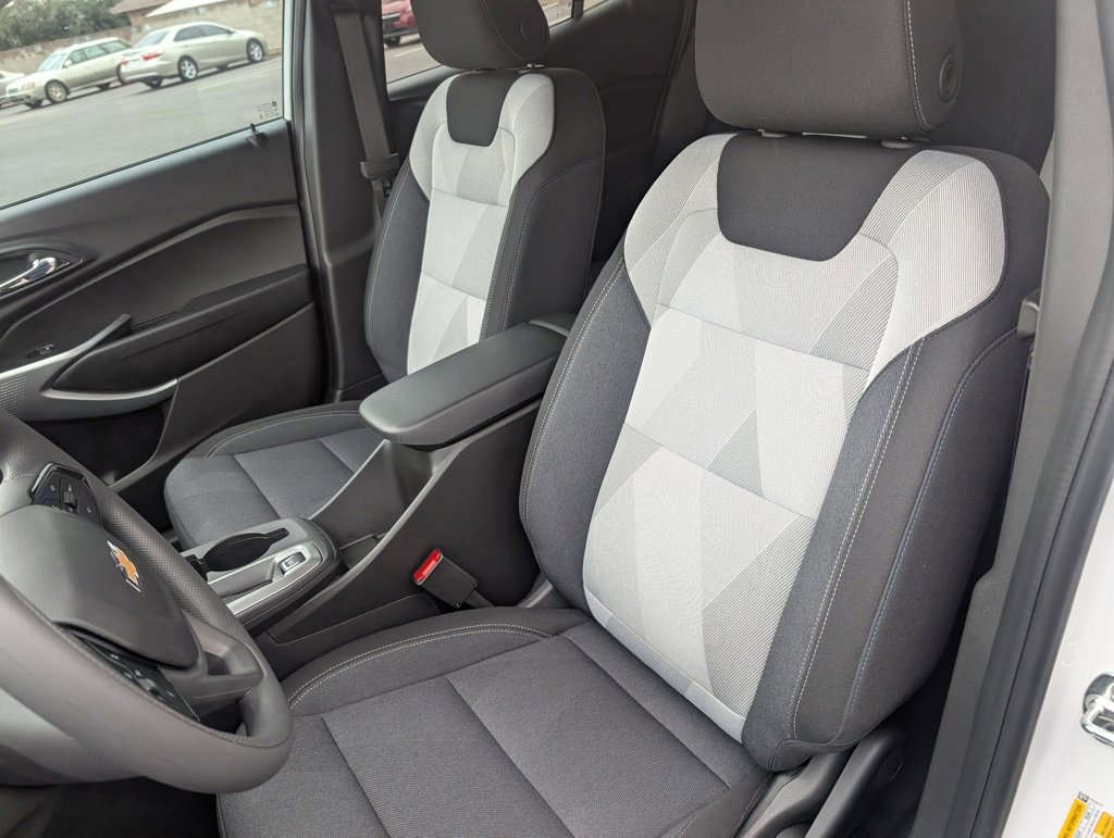 New 2026 Chevrolet Trax LS w/ LS Convenience Package image 9