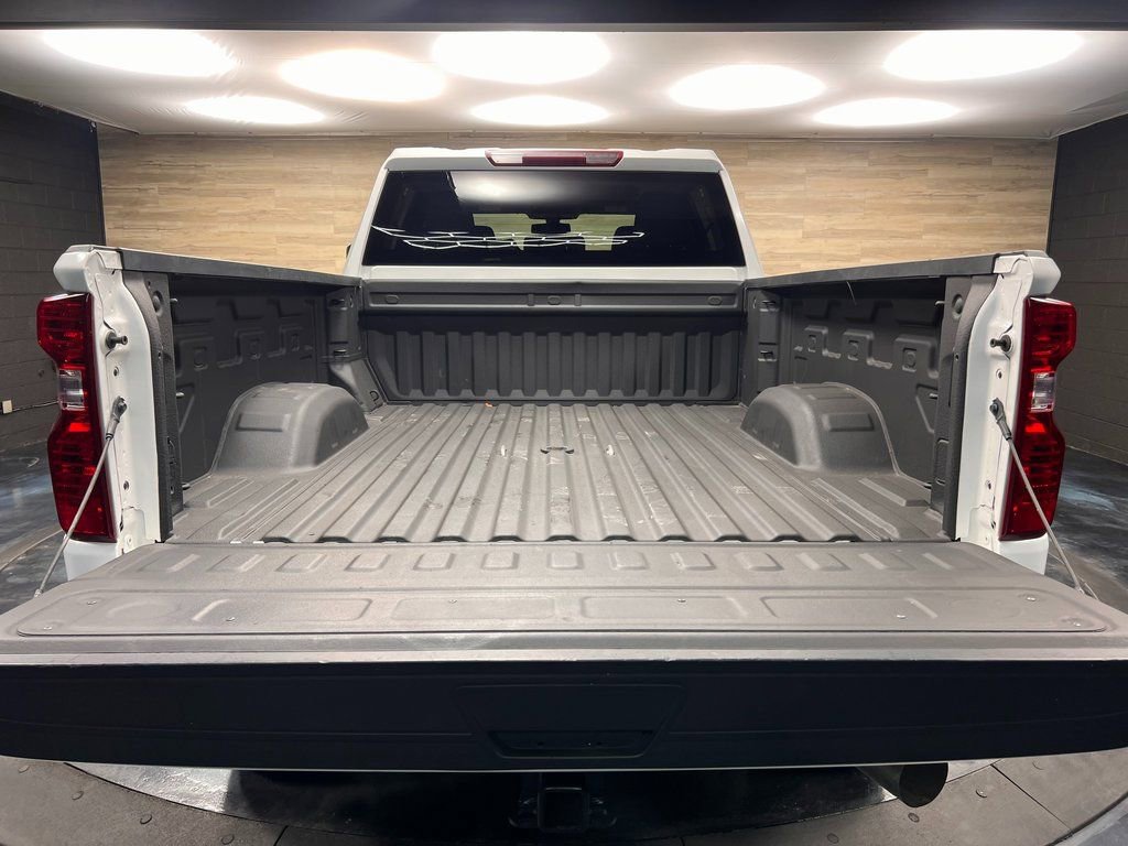 Used 2022 Chevrolet Silverado 2500 Custom w/ Custom Value Package image 20