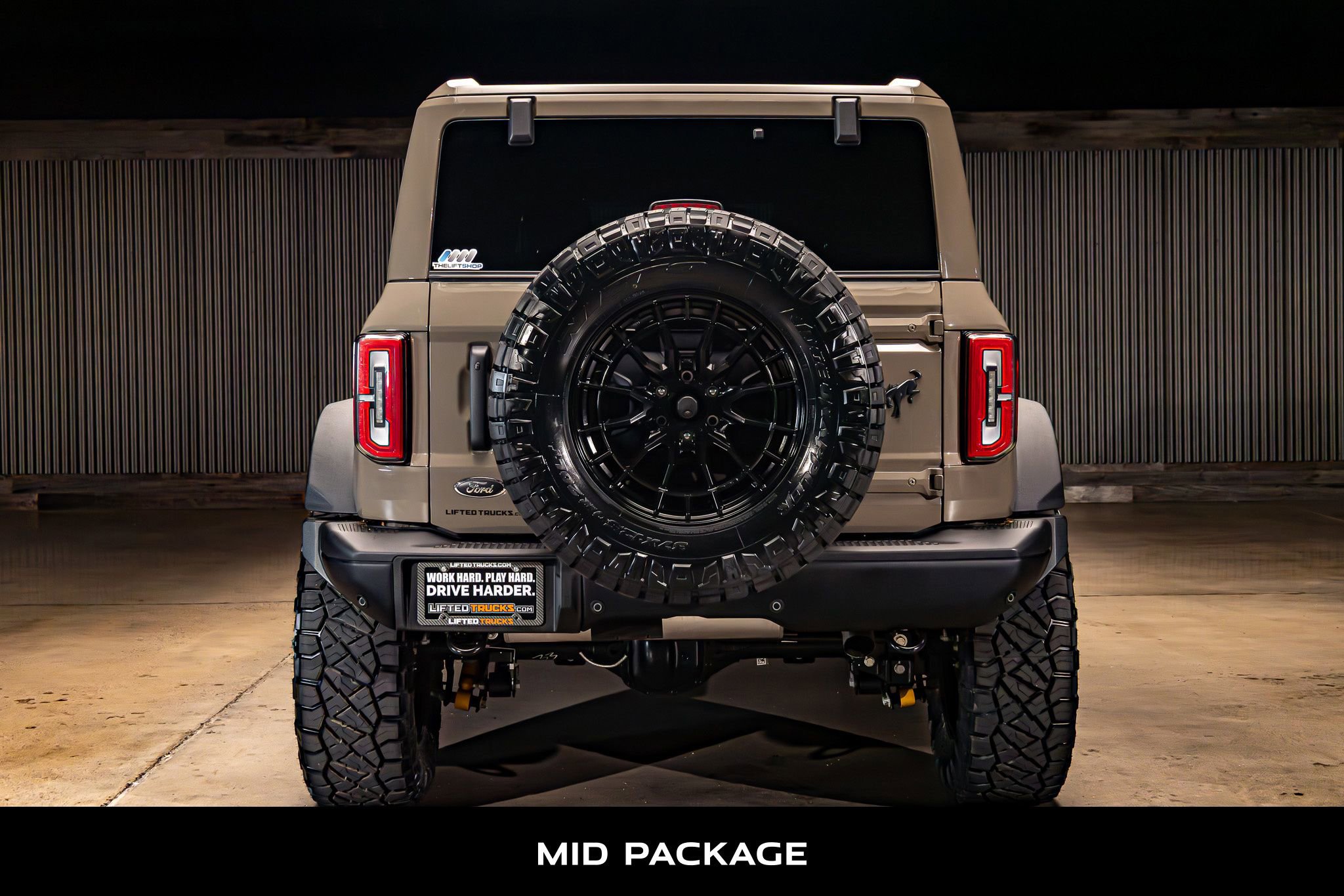 Used 2025 Ford Bronco Badlands AWD/4WD image 8