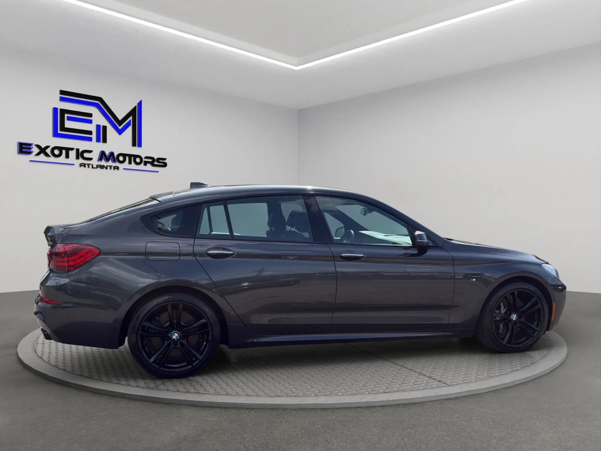 Used 2014 BMW 550i Gran Turismo xDrive AWD/4WD image 6