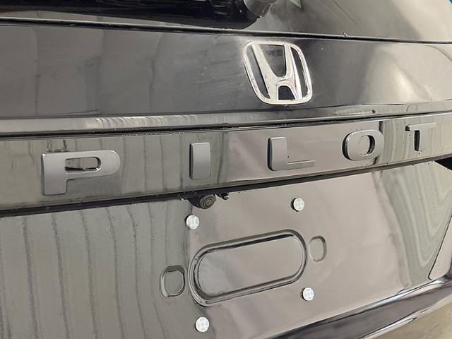 New 2025 Honda Pilot TrailSport image 9