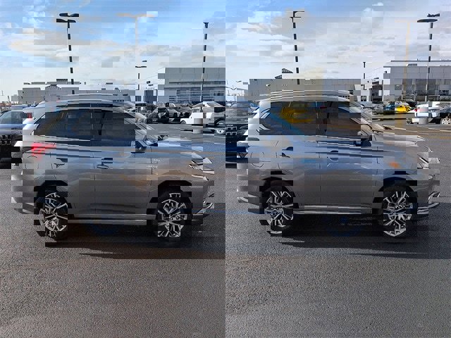 Used 2020 Mitsubishi Outlander GT image 8