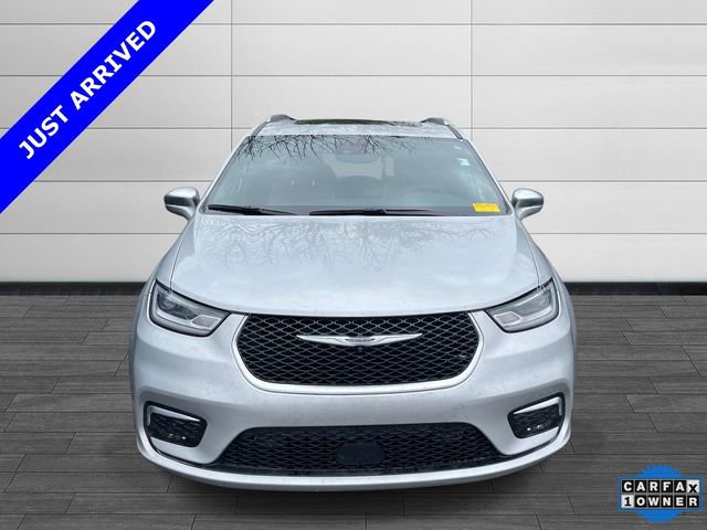 Used 2024 Chrysler Pacifica Pinnacle FWD image 7