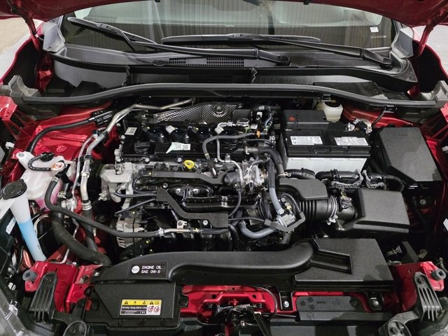 Used 2025 Toyota Corolla Cross XLE image 26