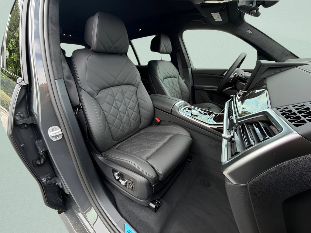 New 2027 BMW X7 xDrive40i w/ Executive Package AWD/4WD image 24