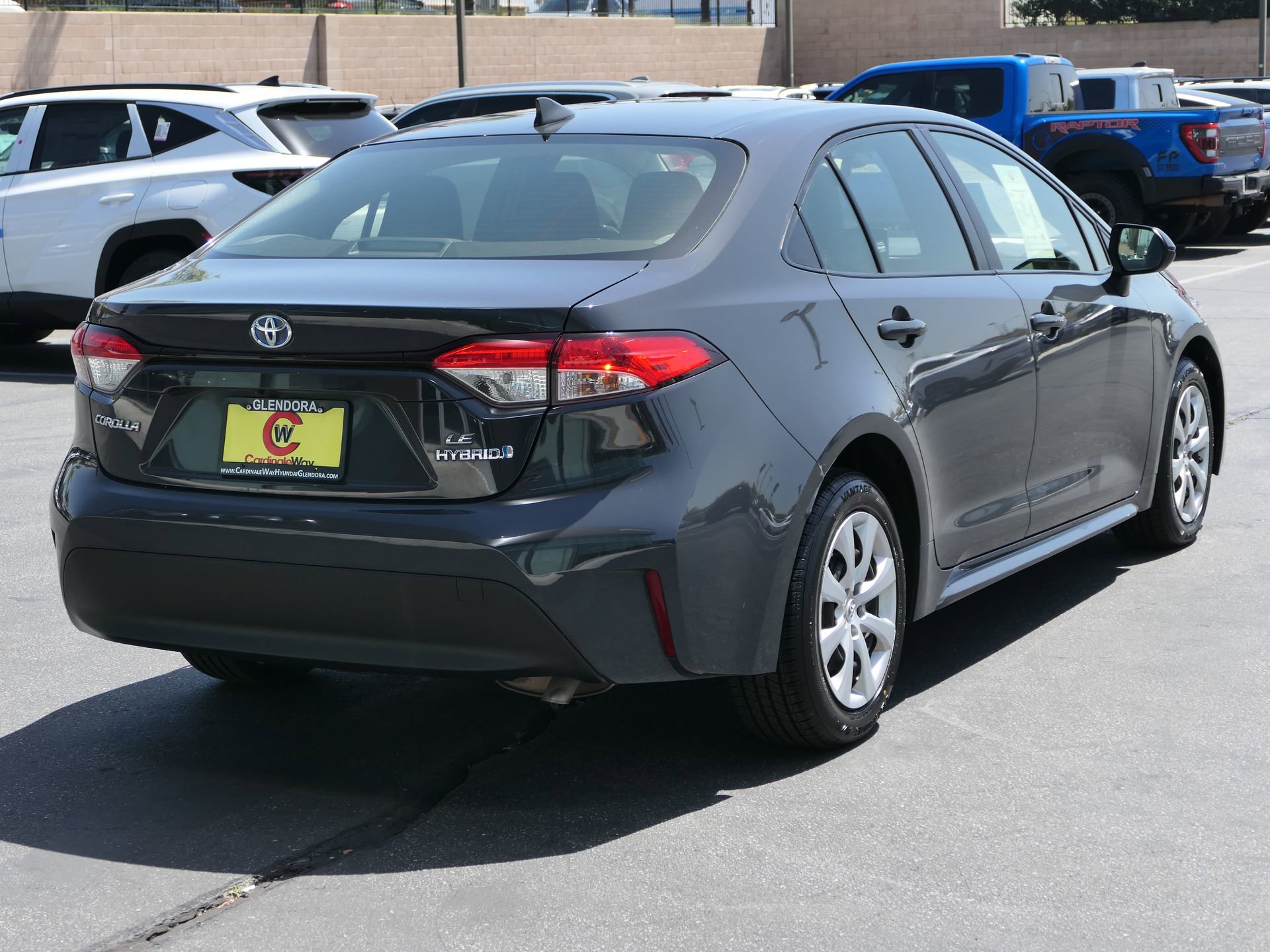 Used 2023 Toyota Corolla LE FWD image 3