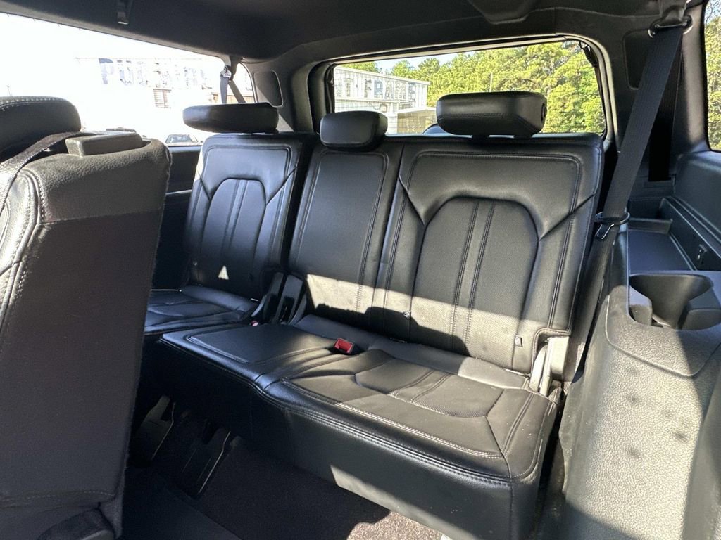 Used 2021 Ford Expedition Max Limited image 24