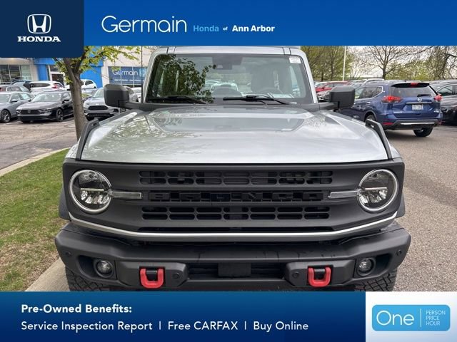 Used 2023 Ford Bronco 2-Door w/ Sasquatch Package AWD/4WD image 2