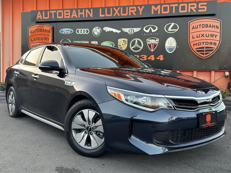 Used 2018 Kia Optima Premium w/ Convenience Package FWD image 1