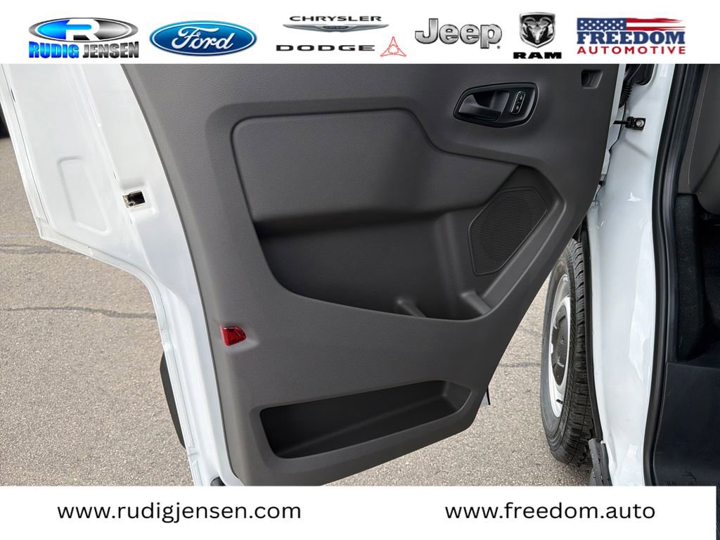 New 2026 Ford Transit 250 148 Medium Roof RWD image 10