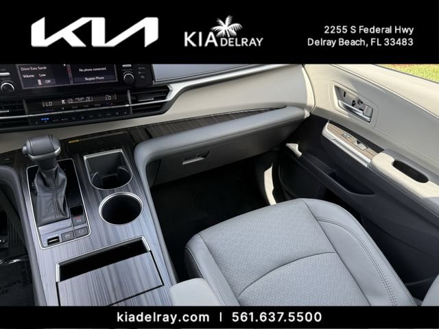 Used 2021 Toyota Sienna Limited FWD image 15