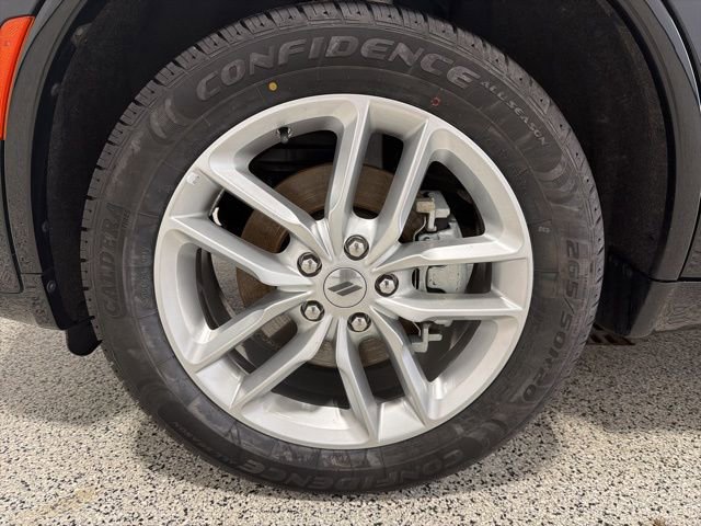 Used 2023 Dodge Durango GT image 37