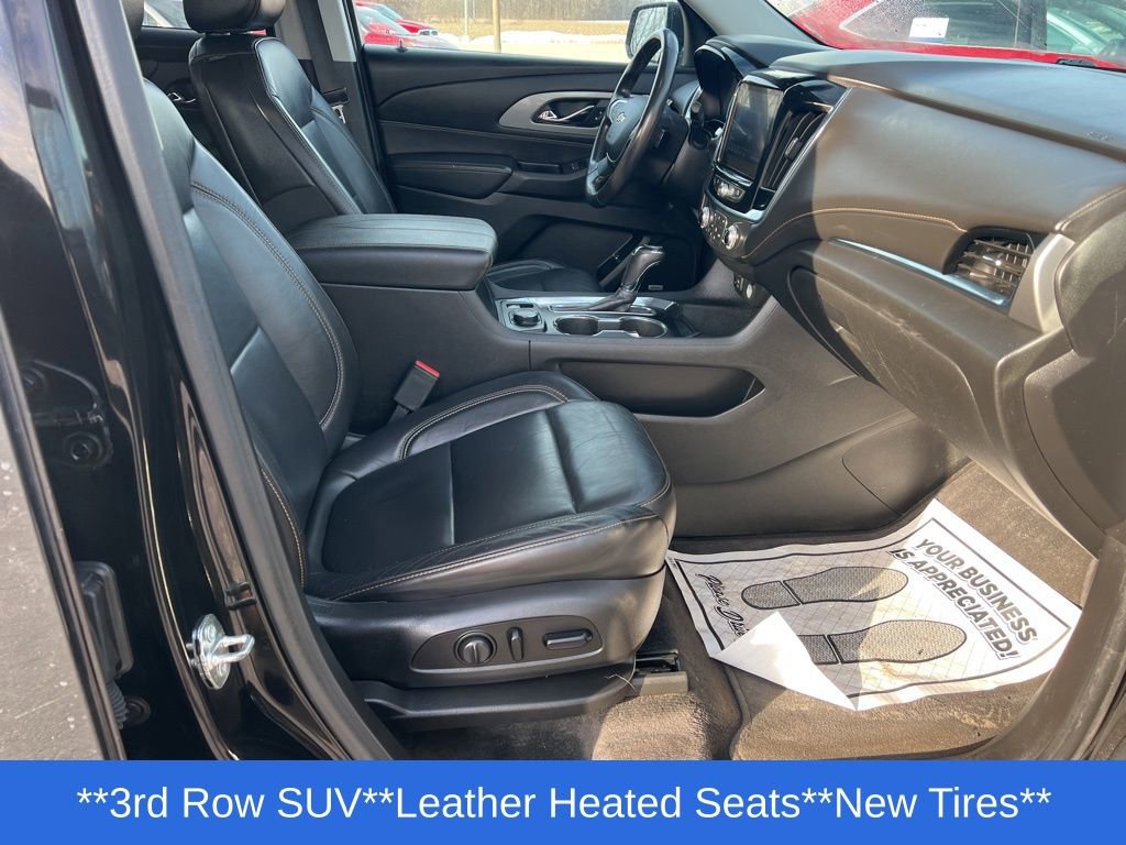 Used 2020 Chevrolet Traverse LT w/ LT Premium Package image 34