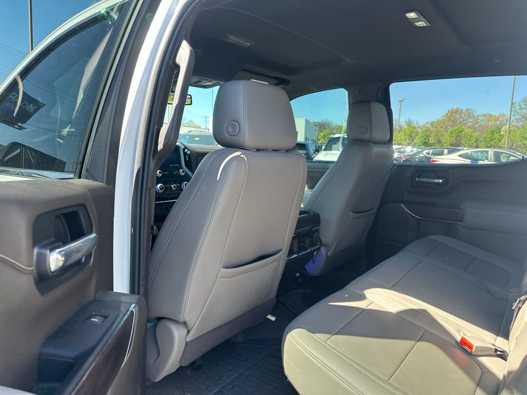 Used 2022 GMC Sierra 1500 SLT image 16