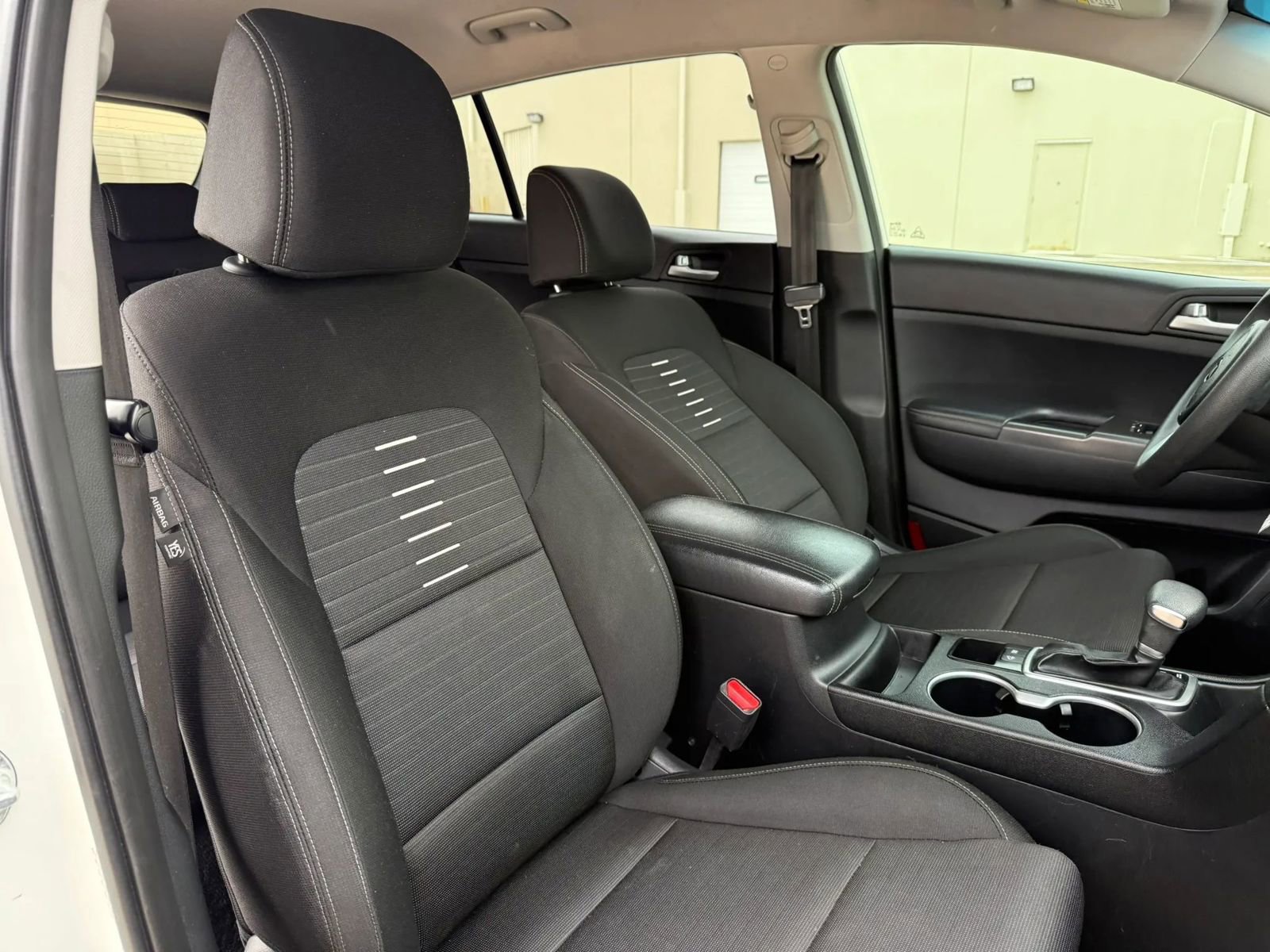 Used 2021 Kia Sportage LX w/ LX Fwd Popular Package image 17
