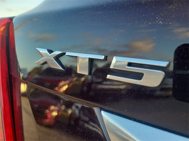 Used 2021 Cadillac XT5 Premium Luxury image 9